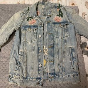 H&M embroidered denim jacket size 4